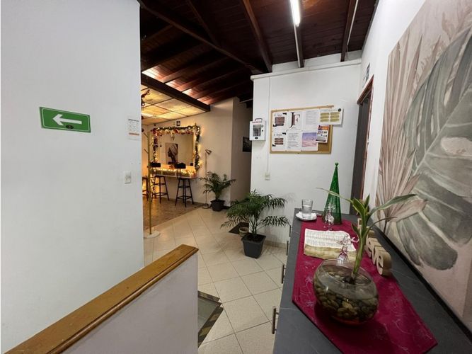 Casa de 5 alcobas en venta en Laureles, Medellín, 167 m² · foto 11 de 14