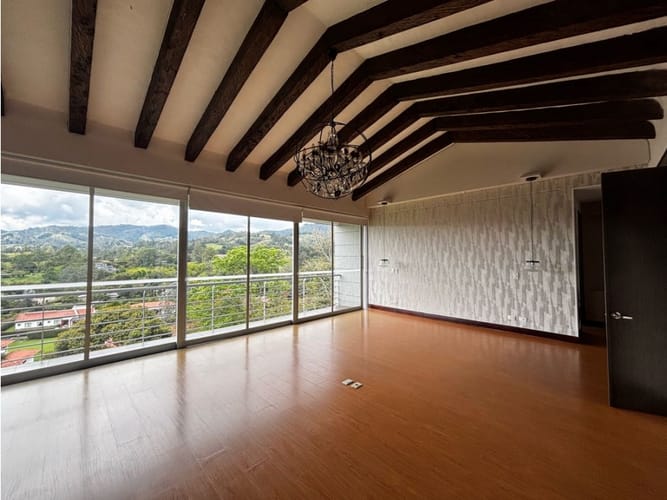 Casa de 3 alcobas en venta en El Tablazo, Rionegro, 450 m² · foto 10 de 22