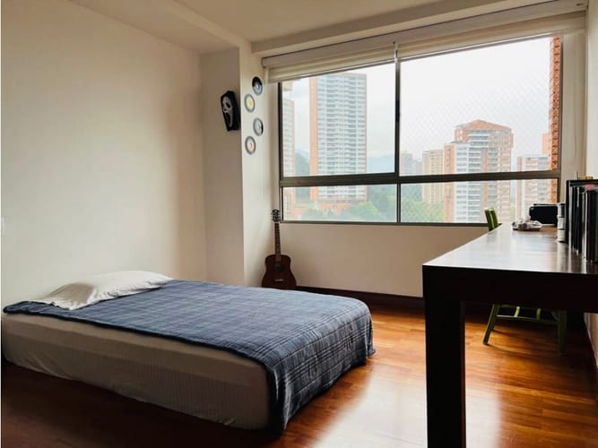 Apartamento de 3 alcobas en venta en San Lucas, Medellín, 243 m² · foto 20 de 24