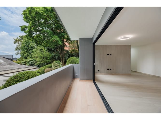 Apartaestudio en venta en El Poblado, Medellín, 154 m² · foto 10 de 24