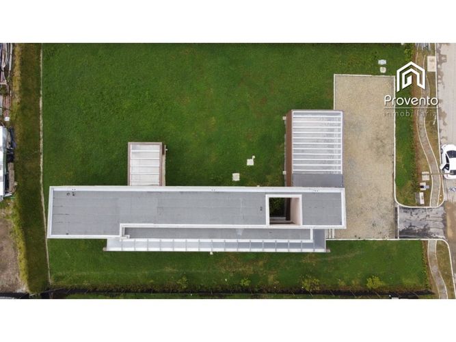 Casa de 4 alcobas en venta en Las Palmas, Envigado, 433 m² · foto 3 de 14