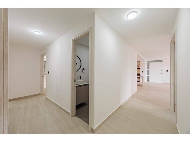 Apartaestudio en venta en El Poblado, Medellín, 154 m² · foto 17 de 24