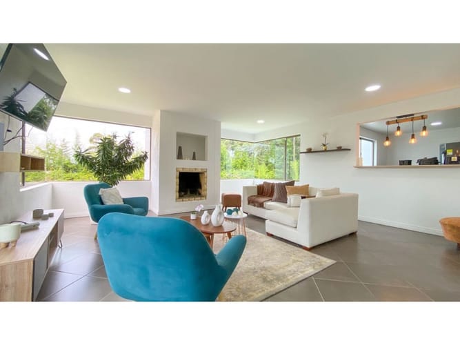 Casa de 4 alcobas en venta en Llano Grande, Rionegro, 350 m² · foto 4 de 24
