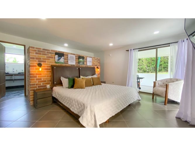 Casa de 4 alcobas en venta en Llano Grande, Rionegro, 350 m² · foto 8 de 24