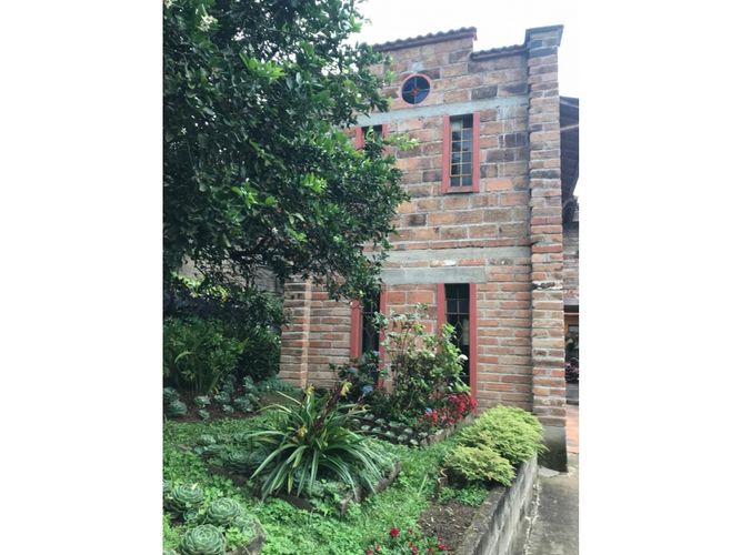 Casa de 3 alcobas en venta en Sabaneta Real, Sabaneta, 250 m² · foto 19 de 23