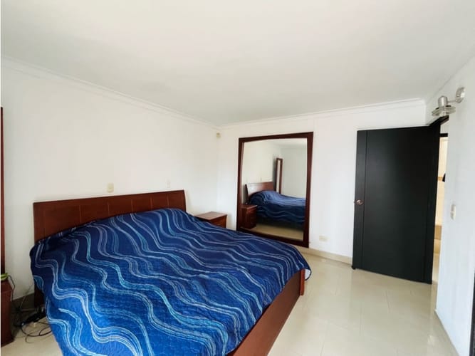 Apartamento de 3 alcobas en venta en El Poblado, Medellín, 163 m² · foto 8 de 19