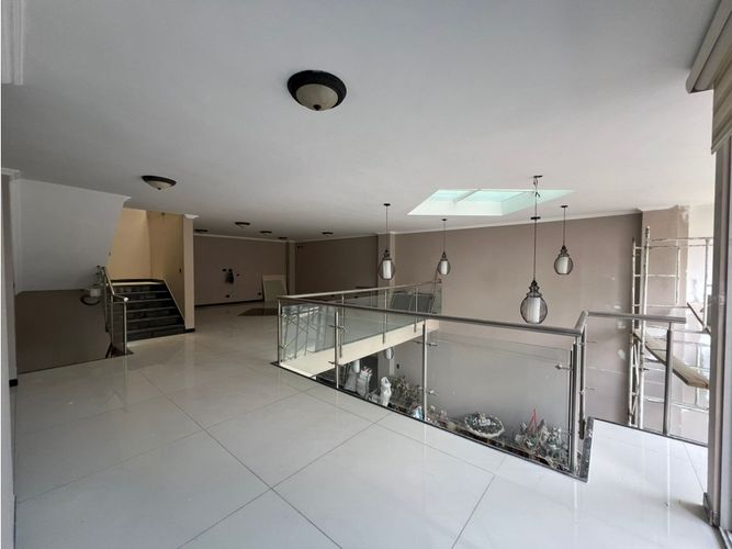 Casa de 6 alcobas en venta en San Joaquin, Medellín, 856 m² · foto 7 de 24