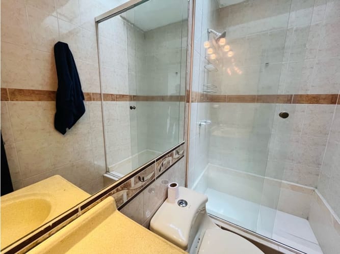 Apartamento de 3 alcobas en venta en El Poblado, Medellín, 163 m² · foto 11 de 19