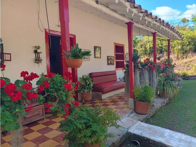 Lote en venta en Centro, Rionegro, 164 m² · foto 3 de 6