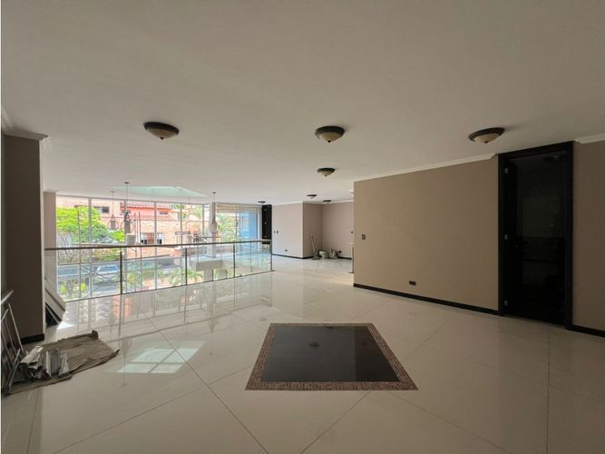 Casa de 6 alcobas en venta en San Joaquin, Medellín, 856 m² · foto 17 de 24