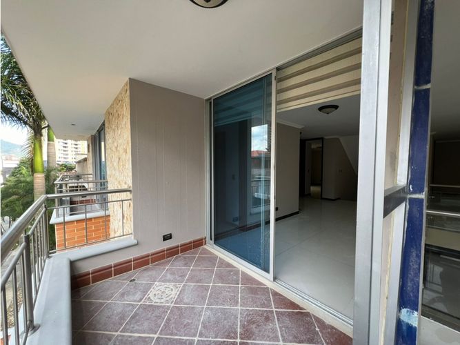 Casa de 6 alcobas en venta en San Joaquin, Medellín, 856 m² · foto 18 de 24