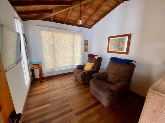Casa de 3 alcobas en venta en Las Palmas, Medellín, 200 m² · foto 8 de 10