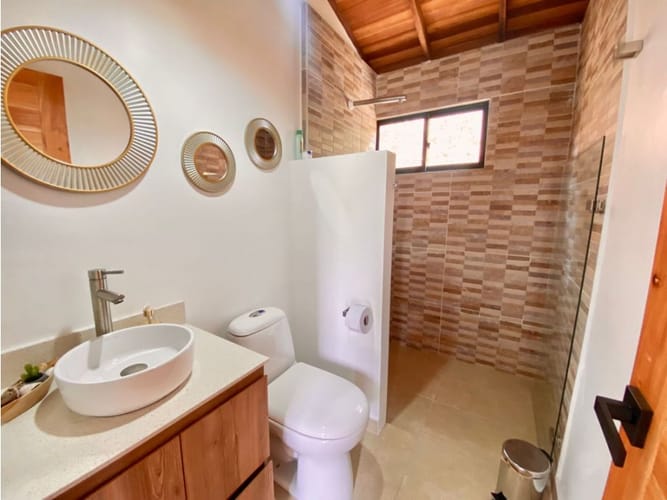 Casa de 3 alcobas en venta en Las Palmas, Medellín, 200 m² · foto 10 de 10