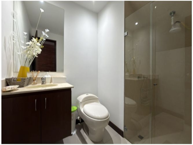 Casa de 4 alcobas en venta en Loma Del Escobero, Envigado, 304 m² · foto 21 de 24