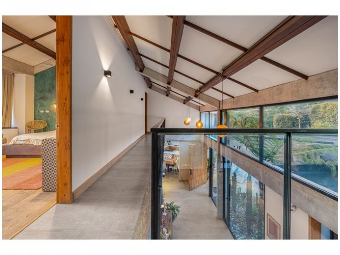 Casa de 4 alcobas en venta en Altos Del Escobero, Medellín, 404 m² · foto 10 de 23