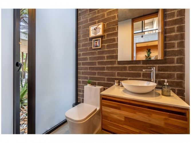 Casa de 4 alcobas en venta en Altos Del Escobero, Medellín, 404 m² · foto 19 de 23