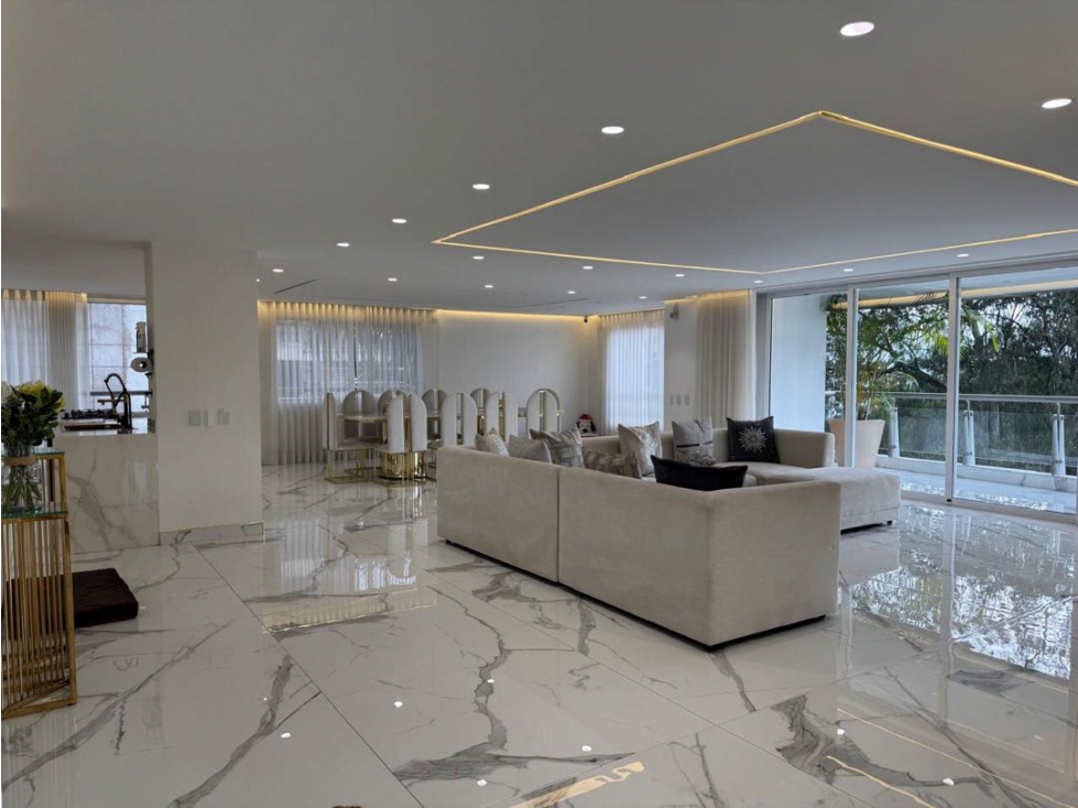 Apartamento en venta en El Poblado, Medellín · foto 9 de 24