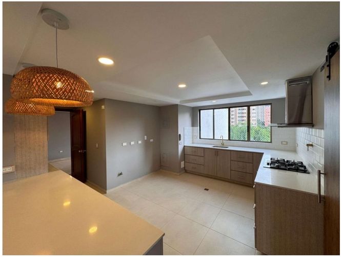 Apartamento en venta en La Florida, Medellín · foto 5 de 15