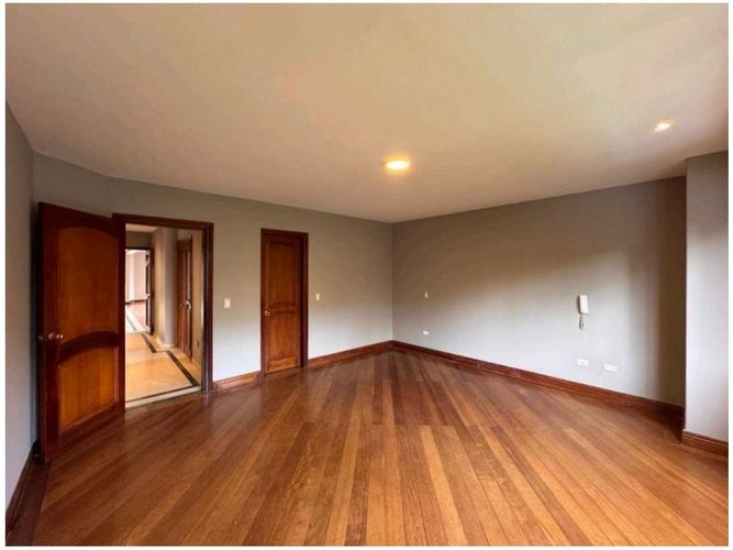 Apartamento en venta en La Florida, Medellín · foto 9 de 15