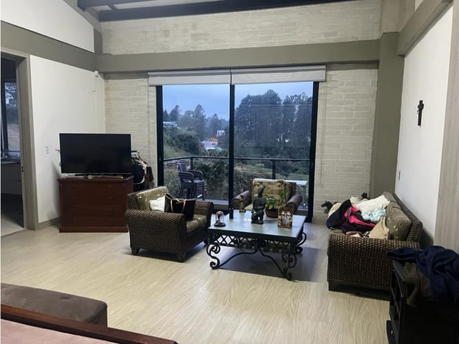 Casa de 4 alcobas en venta en Escobero, Envigado, 286 m² · foto 6 de 24