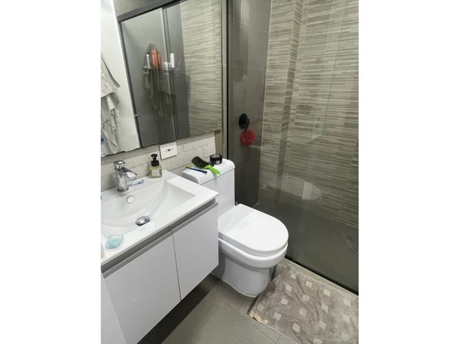 Casa de 4 alcobas en venta en Escobero, Envigado, 286 m² · foto 13 de 24