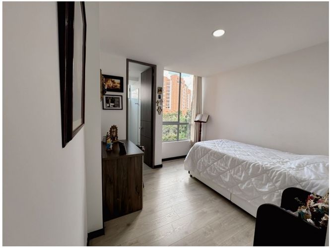 Apartamento de 3 alcobas en venta en Belén Aliadas, Medellín, 140 m² · foto 8 de 13
