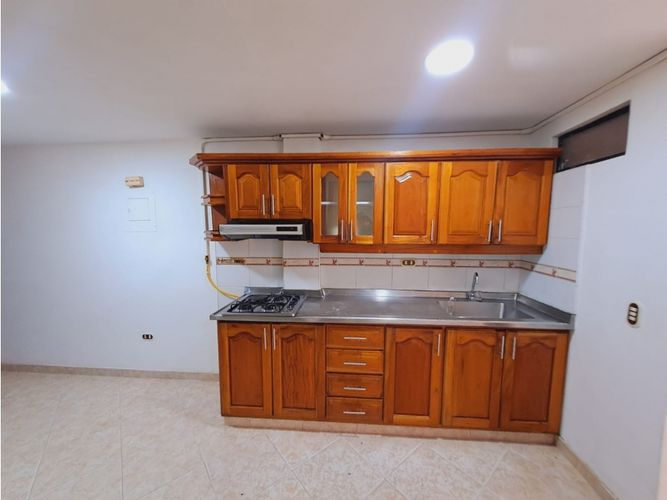 Apartamento de 3 alcobas en venta en El Porvenir, Marinilla, 82 m² · foto 3 de 16