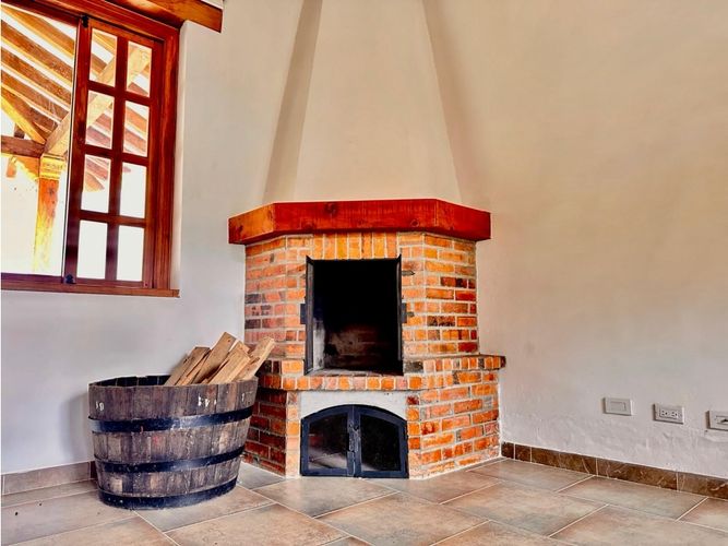 Casa de 5 alcobas en venta en Llano Grande, Rionegro, 350 m² · foto 7 de 18
