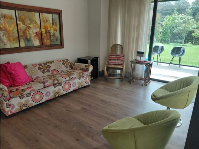 Casa de 3 alcobas en venta en Loma Del Indio, Medellín, 450 m² · foto 7 de 9