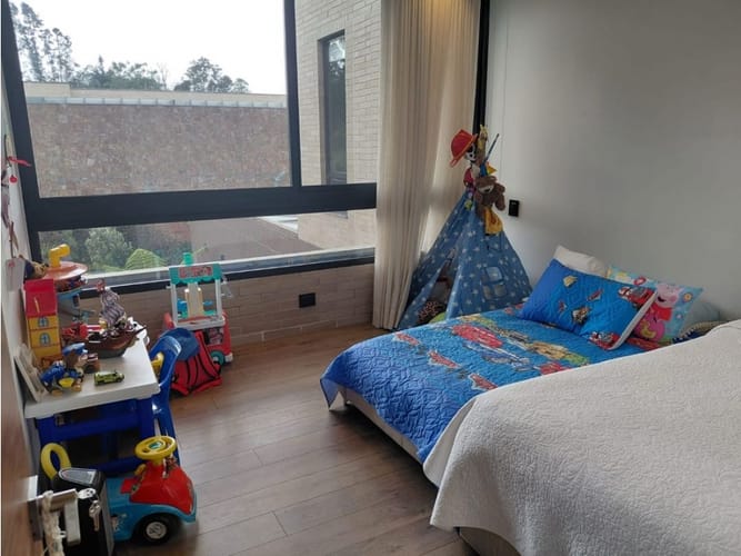 Casa de 3 alcobas en venta en Loma Del Indio, Medellín, 450 m² · foto 9 de 9