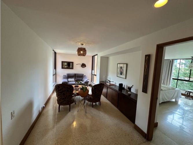 Apartamento en venta en El Poblado, Medellín · foto 9 de 24