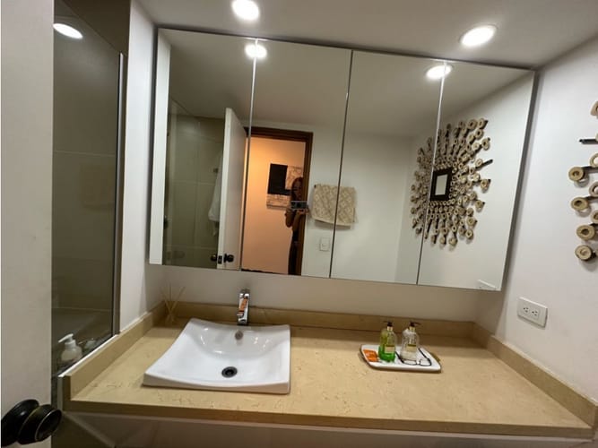 Apartamento en venta en El Poblado, Medellín · foto 13 de 24