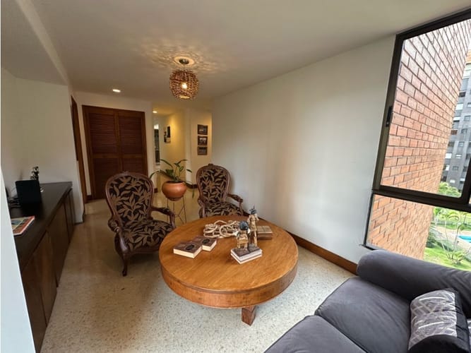 Apartamento en venta en El Poblado, Medellín · foto 14 de 24