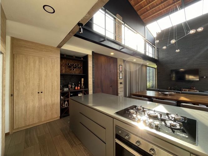 Casa de 5 alcobas en venta en Quirama, Rionegro, 300 m² · foto 4 de 24
