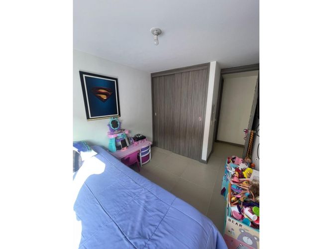 Apartamento de 2 alcobas en venta en Laureles, Medellín, 78 m² · foto 4 de 8