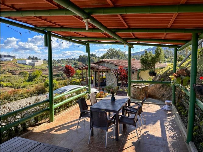 Casa de 3 alcobas en venta en Aeropuerto, Rionegro, 120 m² · foto 18 de 24