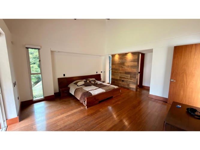 Casa de 4 alcobas en venta en Escobero, Envigado, 660 m² · foto 6 de 24
