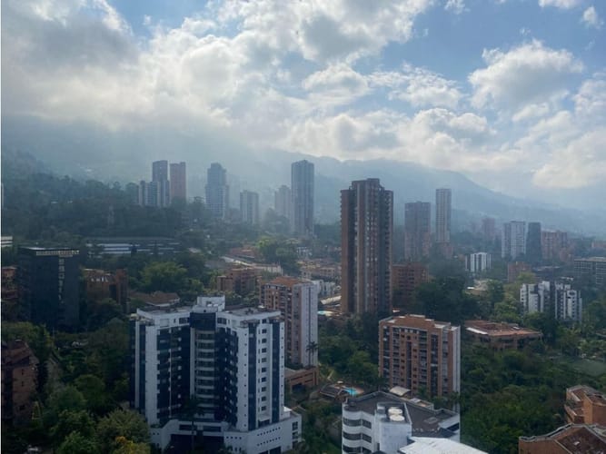 Apartamento de 2 alcobas en venta en El Tesoro, Medellín, 60 m² · foto 16 de 17