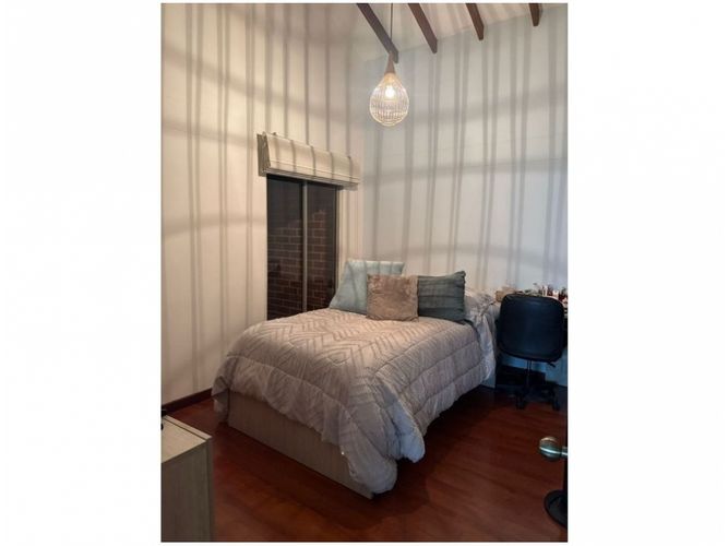 Casa de 3 alcobas en venta en La Pradera, Medellín, 212 m² · foto 10 de 24