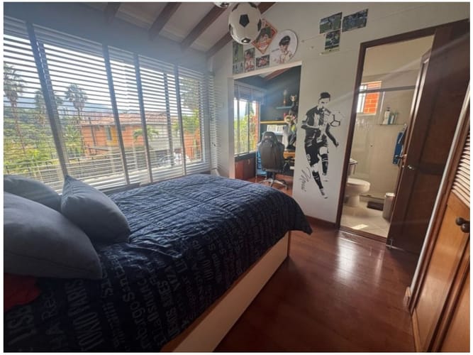 Casa de 3 alcobas en venta en La Pradera, Medellín, 212 m² · foto 13 de 24