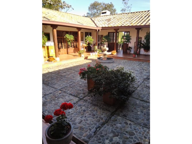 Casa de 5 alcobas en venta en Lomitas, La Ceja, 487 m² · foto 7 de 24