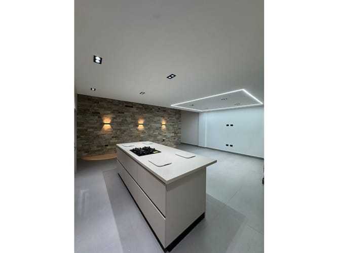 Casa de 3 alcobas en venta en Gualanday, Rionegro, 170 m² · foto 3 de 23