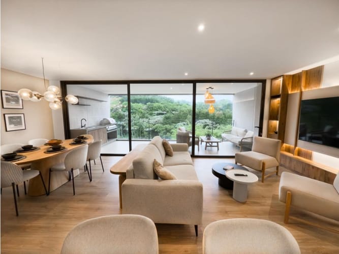 Apartamento de 2 alcobas en venta en Sajonia, Rionegro, 124 m² · foto 2 de 17