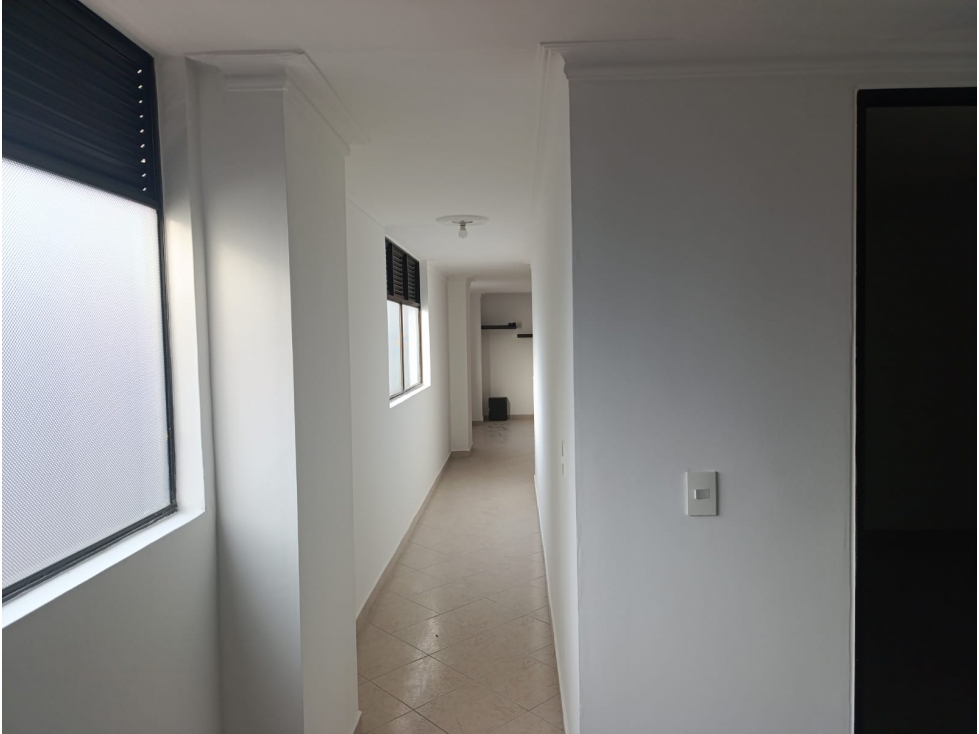 Apartamento en venta en El Portal, Envigado · foto 4 de 14
