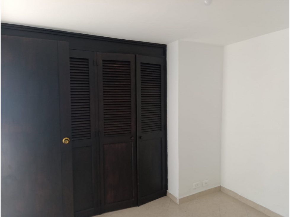 Apartamento en venta en El Portal, Envigado · foto 6 de 14