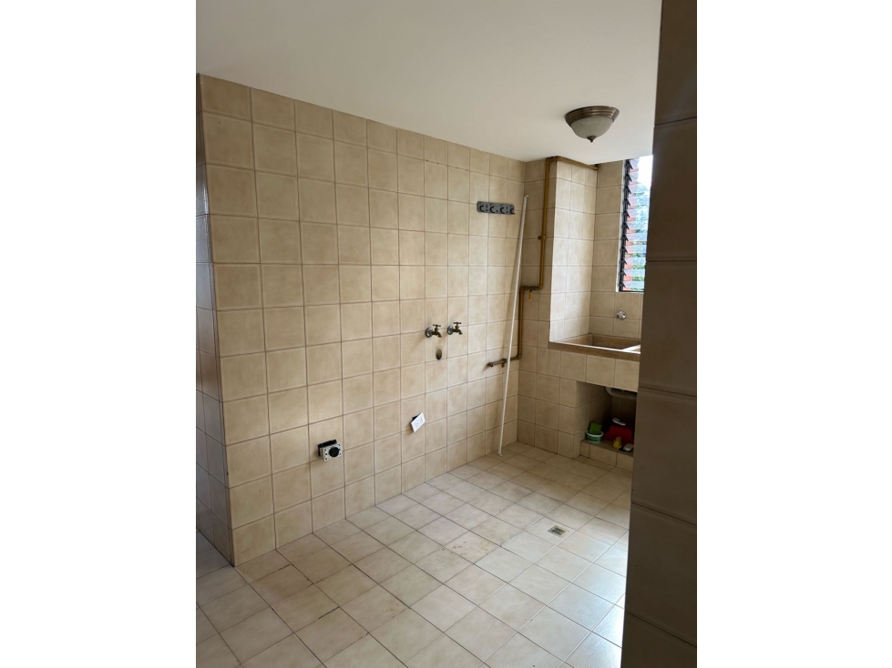 Apartamento en venta en El Poblado, Medellín · foto 15 de 22