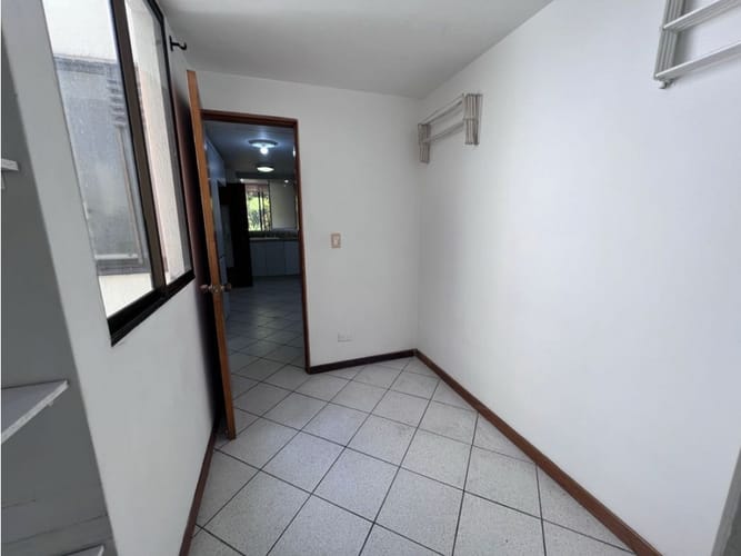Apartamento de 4 alcobas en venta en Cuarta Brigada, Medellín, 130 m² · foto 18 de 22