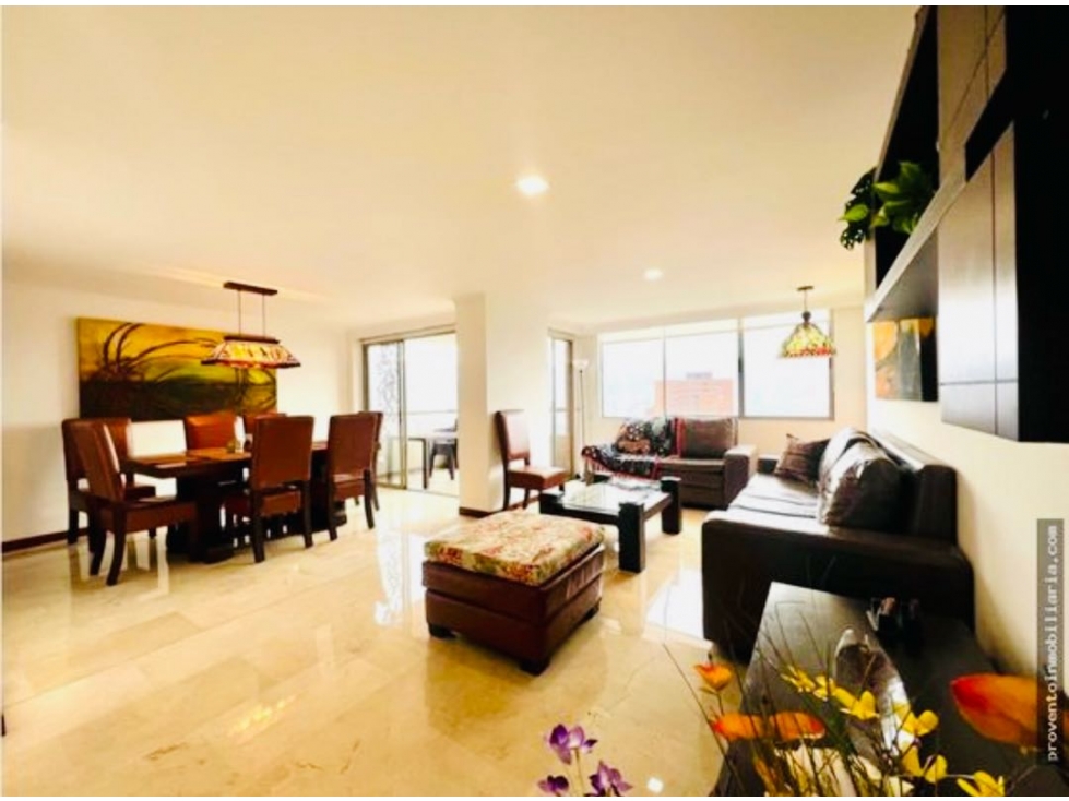 Apartamento en venta en El Poblado, Medellín · foto 3 de 10