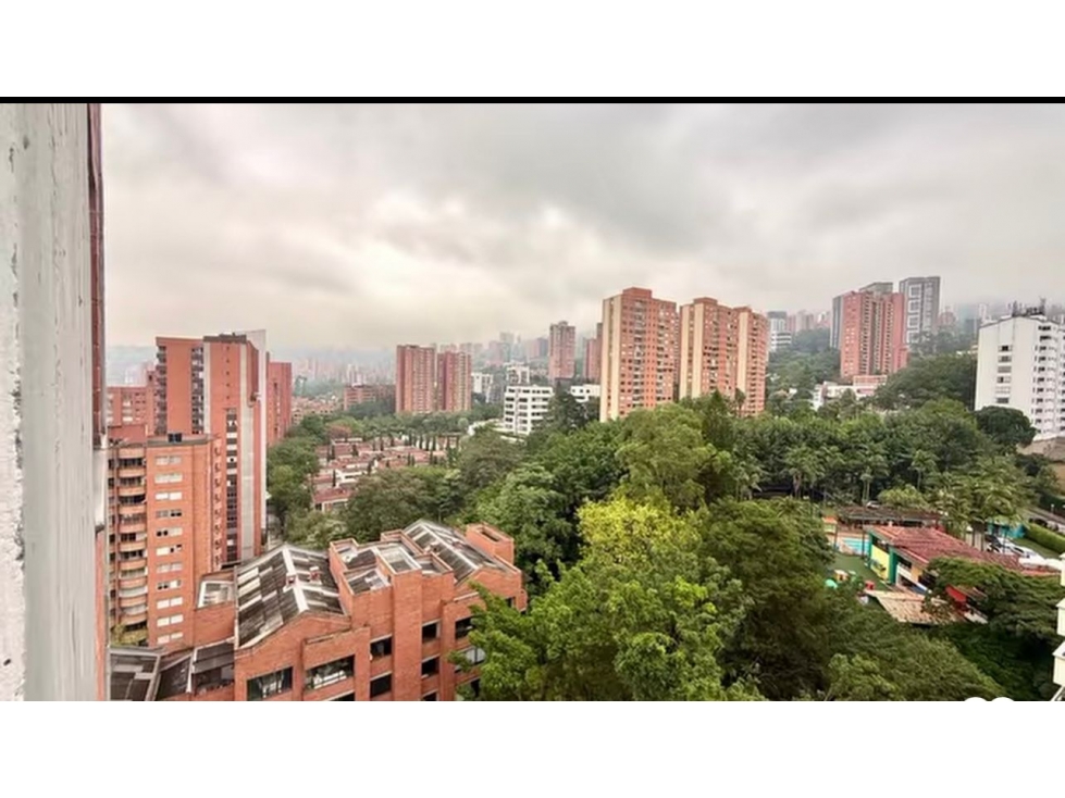 Apartamento en venta en El Poblado, Medellín · foto 5 de 7