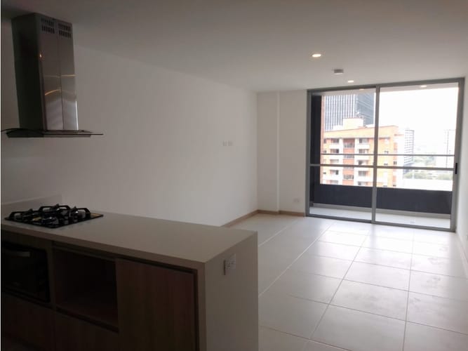 Apartamento de 1 alcoba en venta en Ciudad Del Río, Rionegro, 56 m² · foto 4 de 18